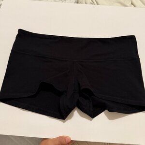 Lululemon Boogie Short Black Size 10